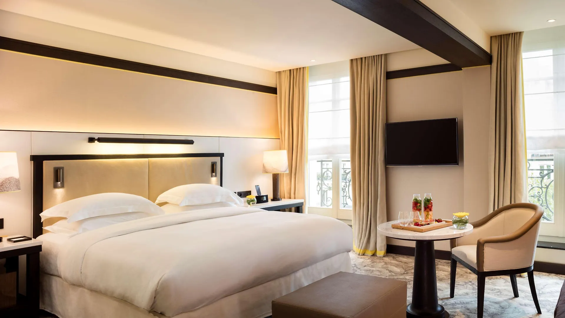 Hyatt Madeleine Hotel 5*