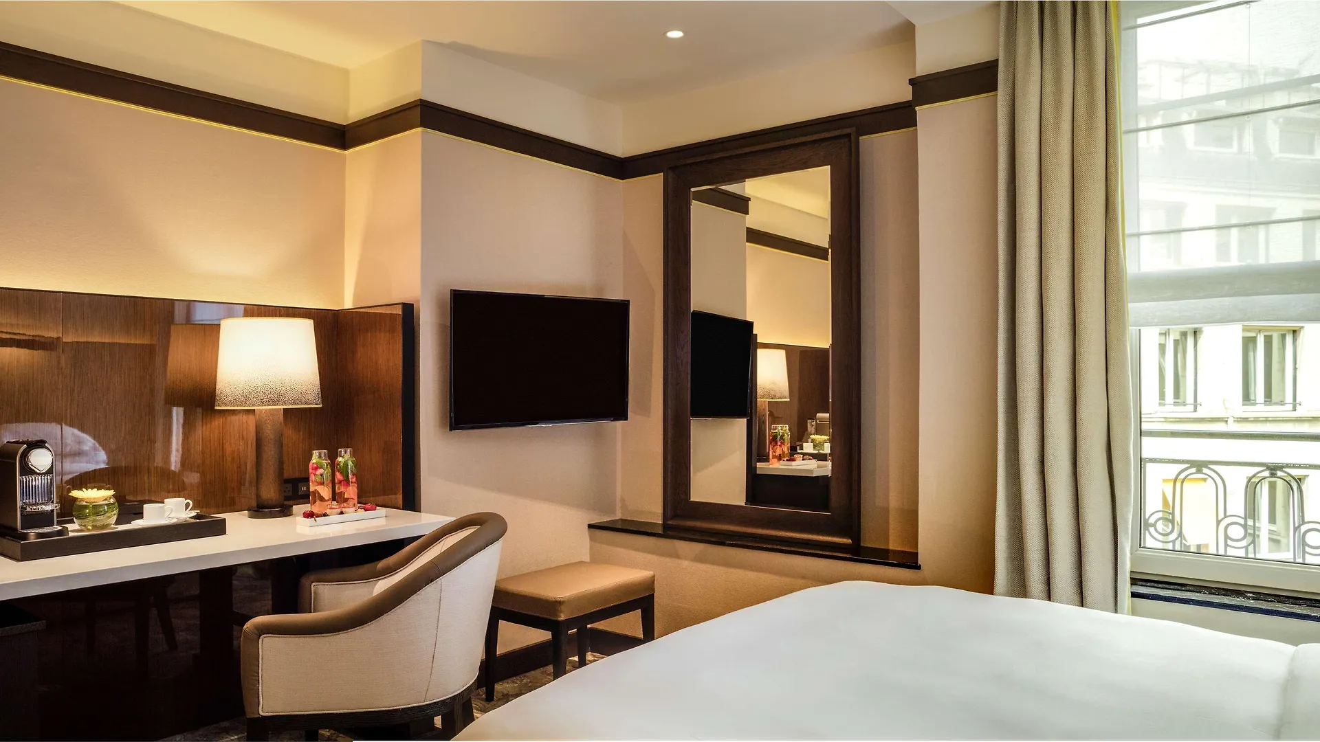 Hyatt Madeleine