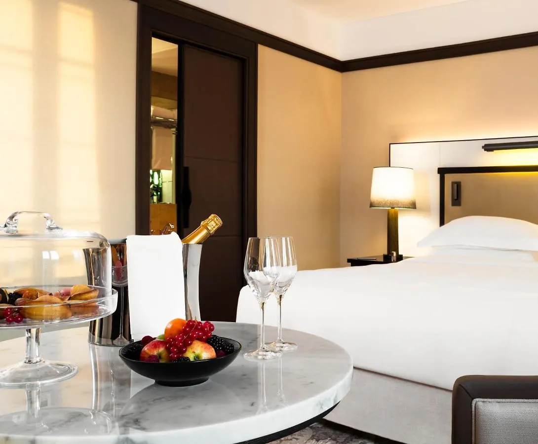 Hotel Hyatt Madeleine 5*