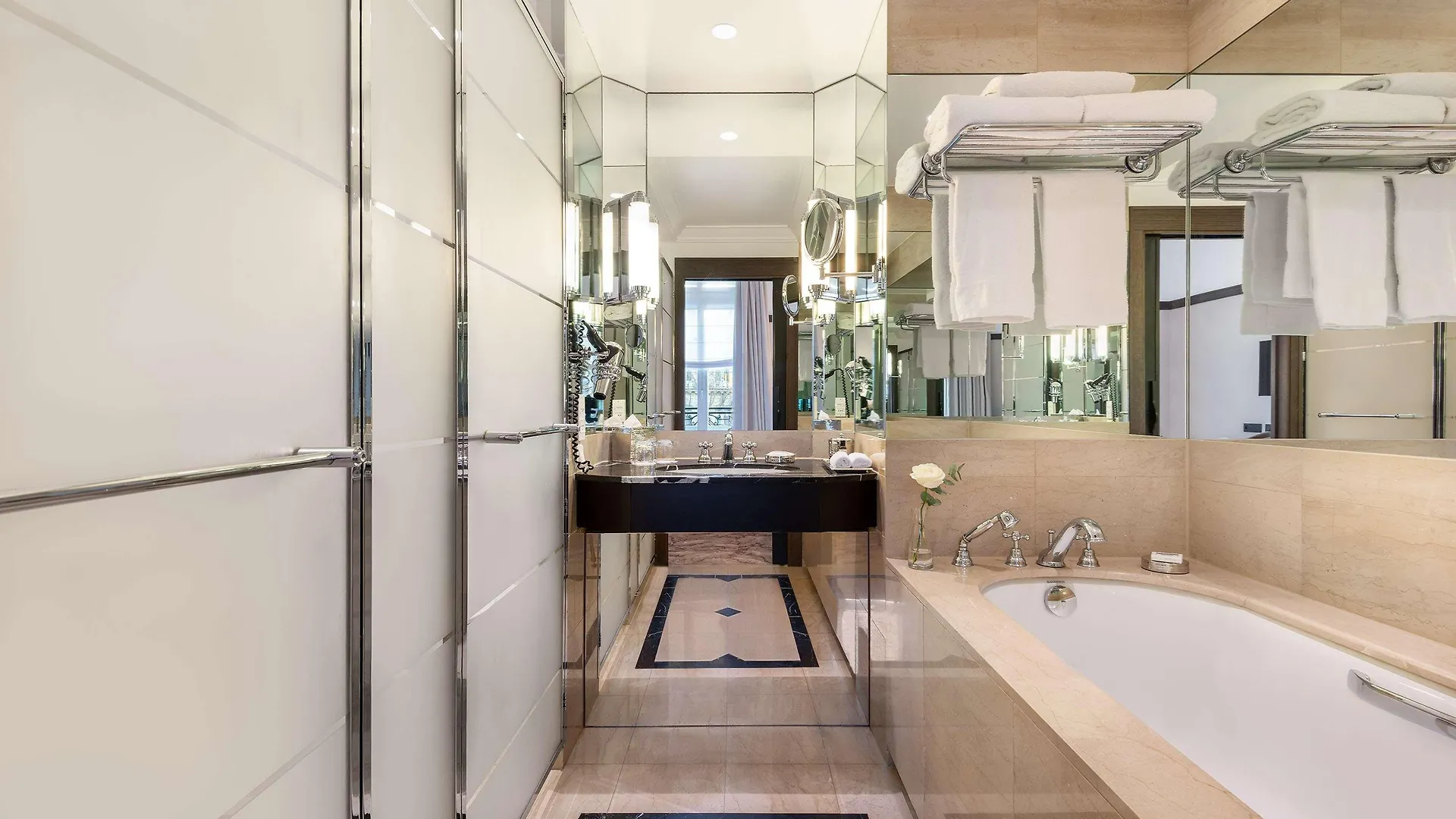 Hyatt Madeleine 5*